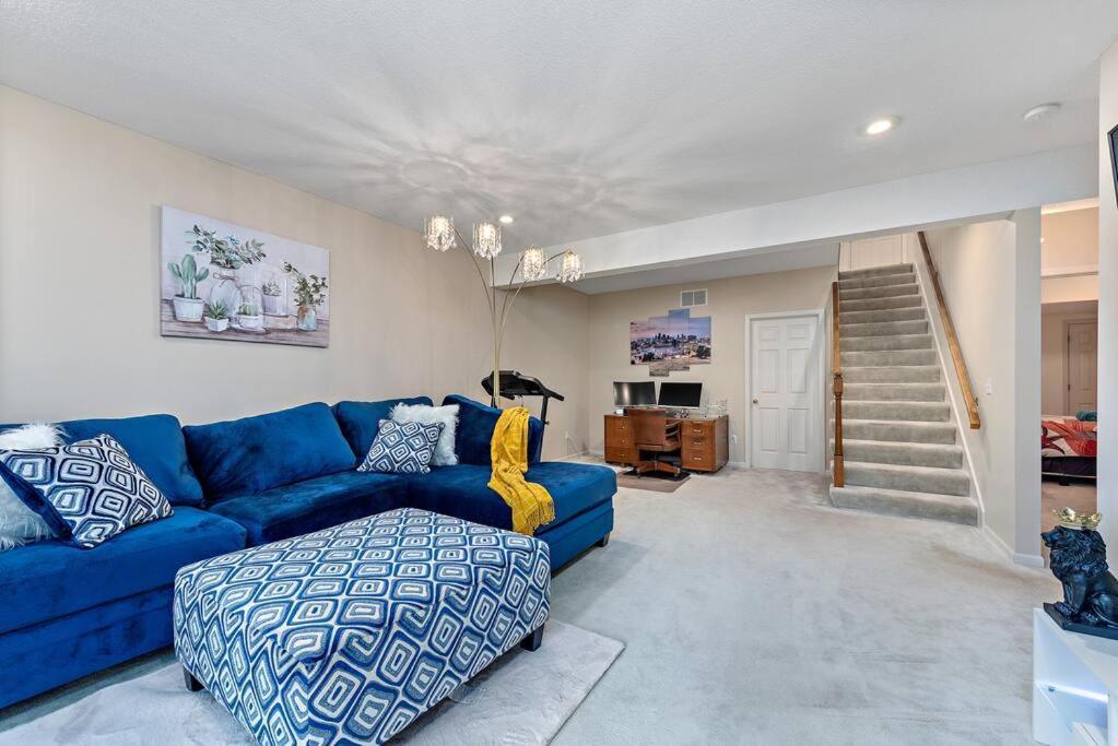 Beautiful Townhome, 11 Minutes To Downtown, Kcmo. Канзас-Сіті Екстер'єр фото